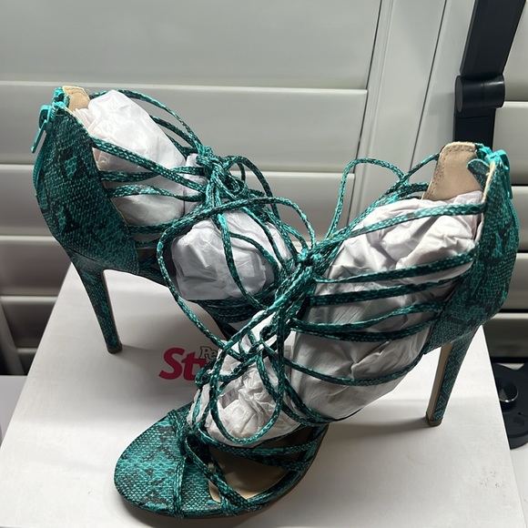 Just fab high heels teal color open toe size 8.5 - Picture 2 of 9